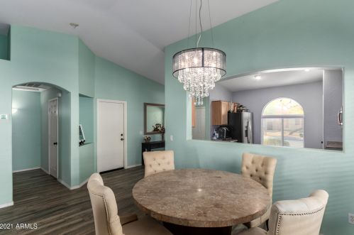 15282 Laurel Ln, Sun City, AZ 85379-5271