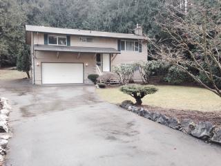 19309 34th Dr, Bothell WA  98012-6928 exterior