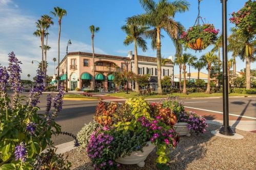 507 Dona Dr, Nokomis FL  34275-2613 exterior