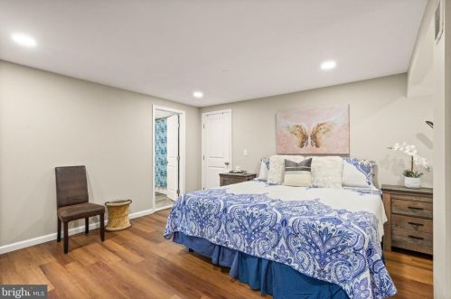 13188 Loyalty Rd, Leesburg VA  20176-6112 exterior