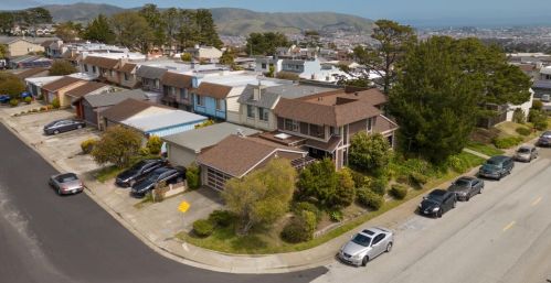 3900 Crofton Way, South San Francisco CA  94080-3914 exterior