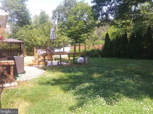15 Rainier Ln, Fredericksburg, VA 22408-2529
