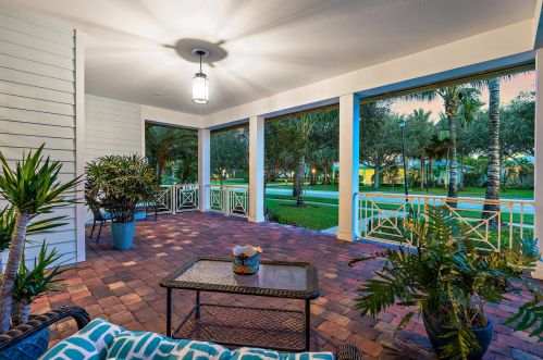 1367 Dakota Dr, Jupiter, FL 33458-8748