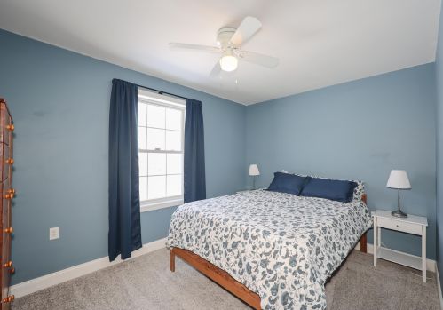 39 Bradford Cir, Hillsboro NH  03244-4864 exterior