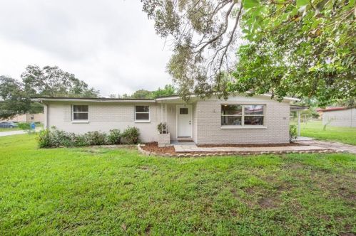 9741 Fowler Ave, Thonotosassa FL  33592-3415 exterior