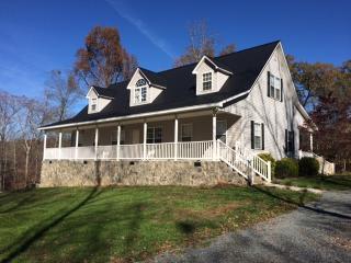 48051 Clodfelter Rd, Albemarle, NC 28001-8656