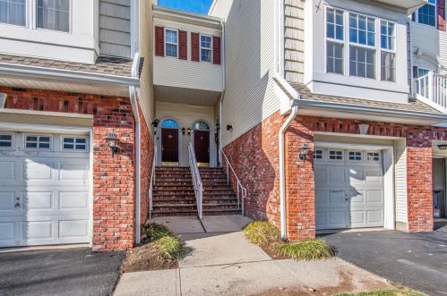 55 Boatworks Dr, Bayonne NJ  07002-1200 exterior