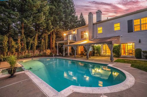 3279 Blackhawk Meadow Dr, Danville, CA 94506-5805