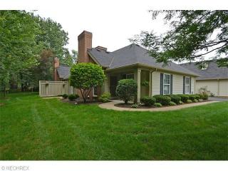 3283 Orch Way, Cleveland OH  44145-4586 exterior