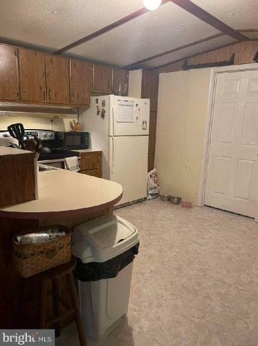 328 Flying Dove Ln, Hedgesville, WV 25427-5511
