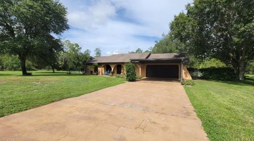 1405 Roosevelt Ave, Lehigh Acres, FL 33972-2430