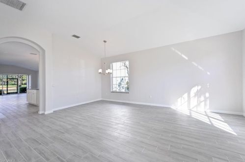 2003 Sagebrush Cir, Naples, FL 34120-4569