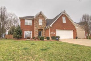 4727 Scottish Dr, Murfreesboro TN  37128-4686 exterior