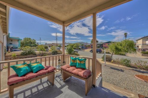 3028 Owen Ave, Marina, CA 93933-3916