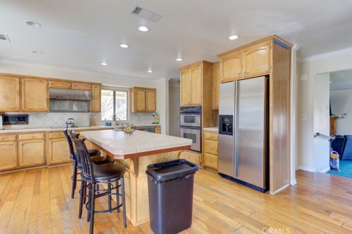 5089 Meadow Lark Ln, Lake Nacimiento CA  93446-4261 exterior