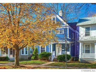 184 Park St, Canandaigua, NY 14424-1230
