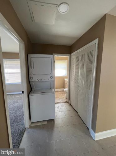 5 Miniature Ln, Willingboro NJ  08046-3109 exterior