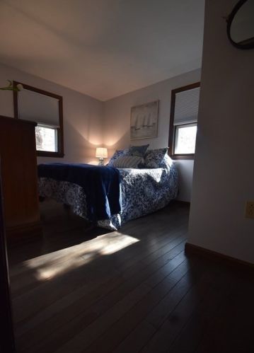 144 Woodbine Ave, Hanson MA  02341-2063 exterior