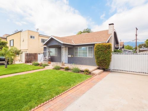659 Salem St, Glendale, CA 91203-2420