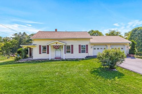 21 Werner Rd, Greenville, PA 16125-9434
