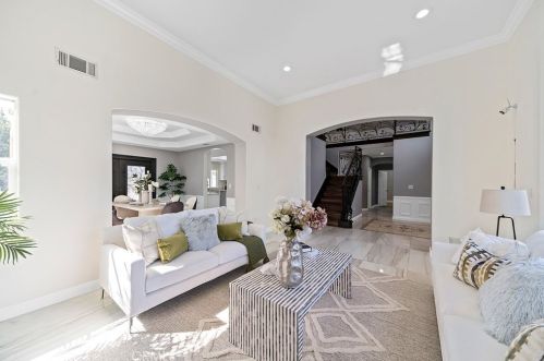 4935 Doreen Ave, Temple City CA  91780-4117 exterior