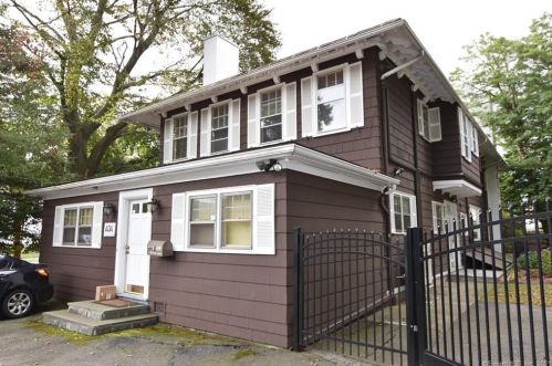 690 Clinton Ave, Bridgeport CT 06605-1702 exterior