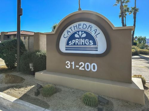 31200 Landau Blvd, Cathedral City CA  92234-5115 exterior
