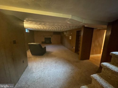 504 Church St, Charles Town WV  25414-1314 exterior