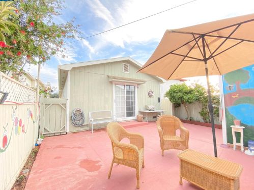 2329 Clinton Ave, Richmond CA 94804-1415 exterior