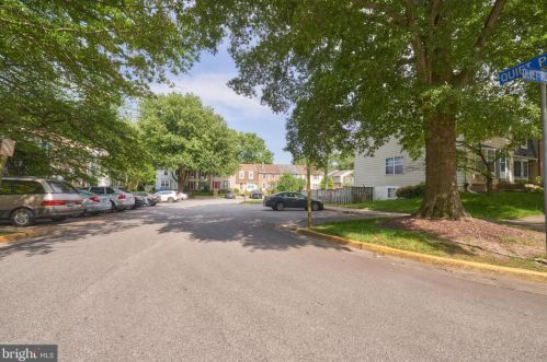 6117 Quiet Pond Ct, Springfield VA  22015-3724 exterior