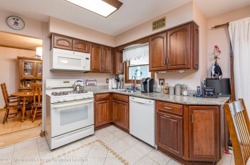 311 Pleasant Grove Rd, Jackson Twp, NJ 08527-4241