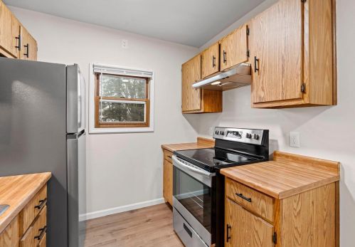 330 Grove St, Manawa WI  54949-9251 exterior