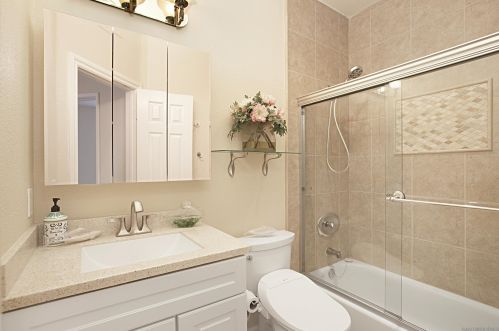 7713 Hazard Center Dr, San Diego CA  92108-4541 exterior