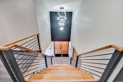 110 Schooner Ln, Copiague NY  11726-5311 exterior