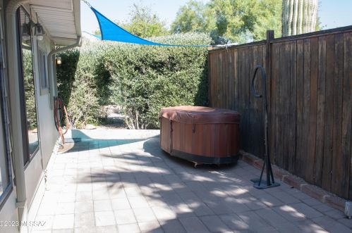 5658 Box R St, Tucson AZ  85713-6330 exterior