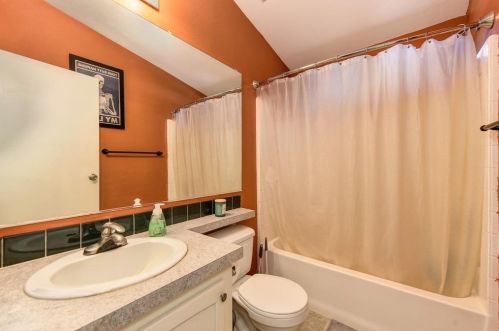 14149 Old Emigrant Trl, Grass Valley CA  95945-8621 exterior