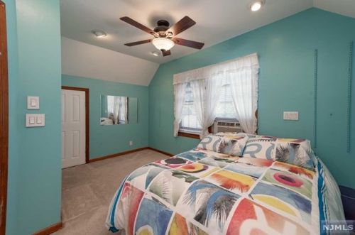 131 Schley St, Outwater NJ  07026-2337 exterior