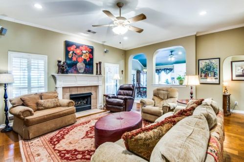 2304 High Meadow Dr, Denton, TX 76208-7501