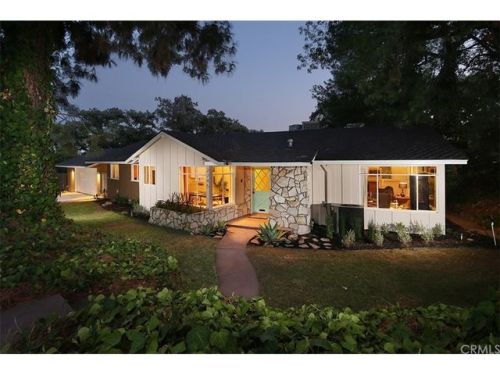 2245 Altadena, Altadena CA  91001-5107 exterior