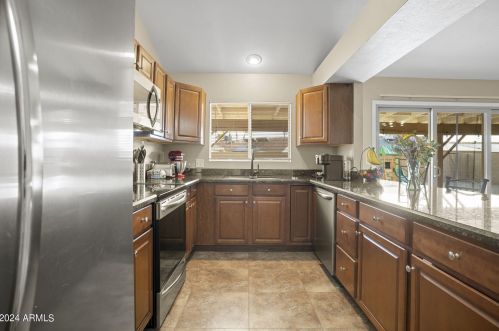 4719 Kristal Way, Glendale AZ  85308-4855 exterior