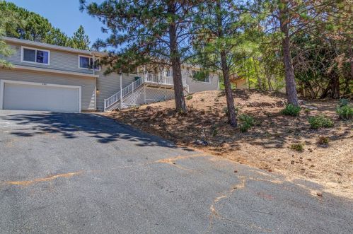 2941 Knollwood Dr, Shingle Springs, CA 95682-9046