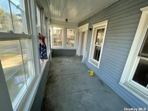 537 Main St, Greenport NY  11944-1429 exterior