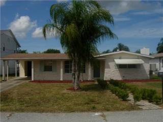 13423 Susan Dr, Port Richey, FL 34667-1631