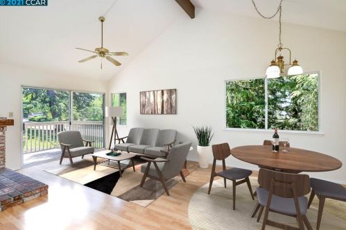 348 Blanchard Ln, Benicia CA  94510-2745 exterior