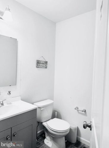 5350 Laurel Valley Ln, West Enola PA  17025-2280 exterior