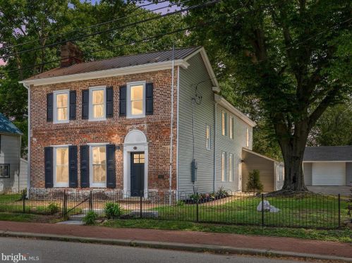 213 Main St, Saint Georges, DE 19733-2021