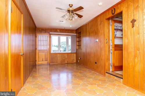 50 Ruel Ave, Hanover PA  17331-3423 exterior