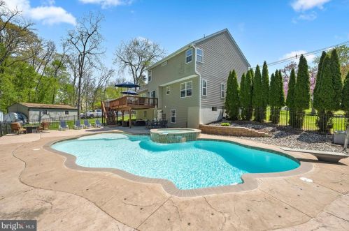 817 Sunnyside Ave, Norristown, PA 19403-1822