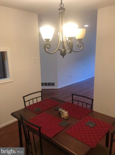 311 Stone Hurst Ct, New Castle DE  19720-3947 exterior