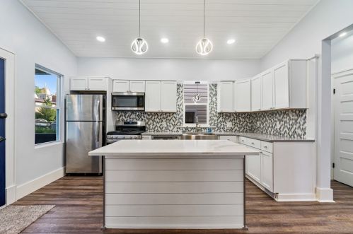 153 Smith St, Canonsburg PA  15317-1737 exterior